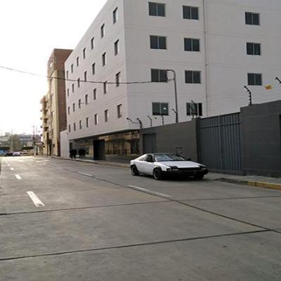 ALQUILER DE AMPLIO TERRENO EN CALLE DALLORSO